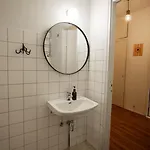 Le Petit Sommelier - 1 Bedroom, Near Metro, Garden View Apartamento *