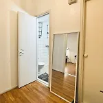 Le Petit Sommelier - 1 Bedroom, Near Metro, Garden View Apartamento Helsinki