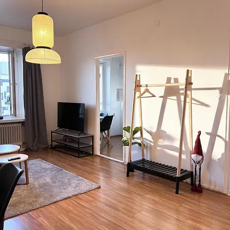 Le Petit Sommelier - 1 Bedroom, Near Metro, Garden View