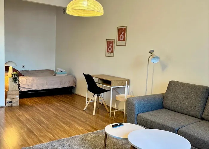 Le Petit Sommelier - 1 Bedroom, Near Metro, Garden View Apartamento